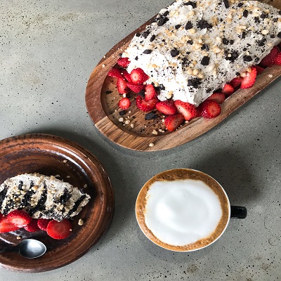 Cookie cake with espresso whipped cream
